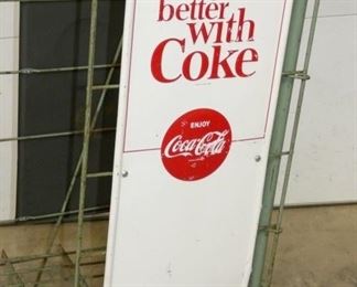 CLOSEUP COKE BOTTLE RACK SIGN