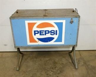 EARLY PEPSI COLA DRINK BOX