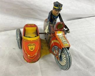 FRONT VIEW MARX POLICE MOTORCYCLE 