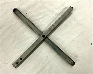 CLOSE UP PILASTER SIGN BRACKET