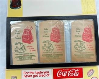 CLOSE UP COCA-COLA BOTTLE PROTECTORS