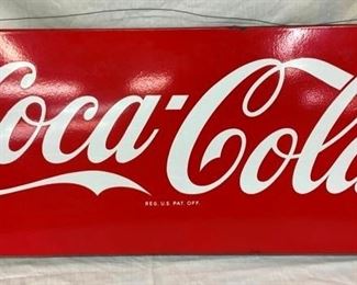 CLOSE UP DRINK COCA-COLA PORC. SLED SIGN