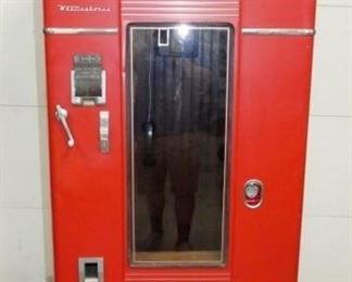 EMB. WESTINGHOUSE MOD. WC-24OT COKE BOX 