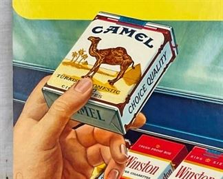 CLOSE UP W/CAMEL PACK