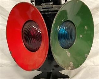 ADLAKE RED/GREEN 4WAY RR LANTERN