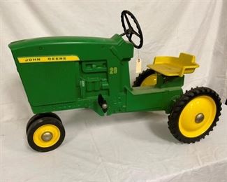 JOHN DEERE 20 MOD. 0-65 ERTL PEDAL