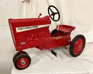 OTHERSIDE PEDAL TRACTOR