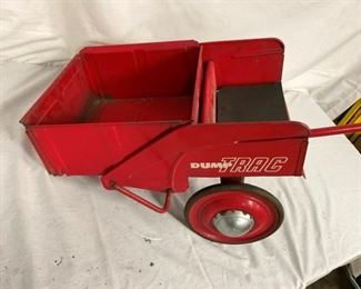 CLOSEUP MURRAY DUMP TRAILER