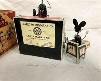 CLOSEUP MARXS MERRY MAKERS