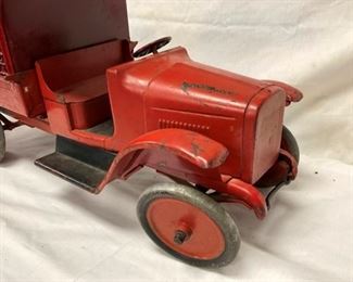 CLOSE UP SIDE 2 BUDDY L FRONT END