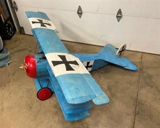 MODEL AIRPLANE W/ENGINE