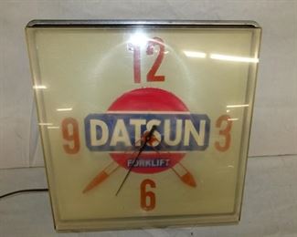 16X16 DATSUN DEALER CLOCK