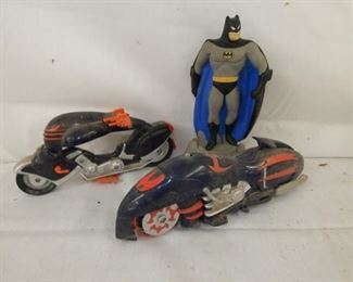 BATMAN FIGURE, MOTORCYCLES