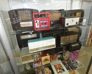 COLLECTION EARLY RADIOS