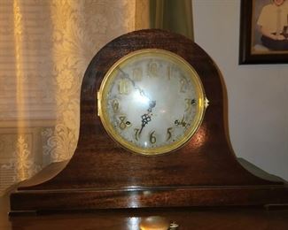 Seth Thomas mantle clock