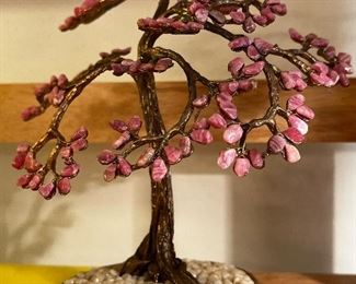 Lovely rose quartz tree