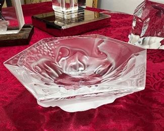 Beautiful Baccarat dish with elephant motif