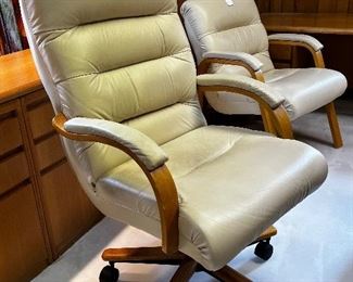 LEATHER CHAIRS