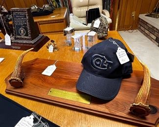 Winchester bicentennial gun rack