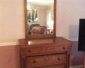 Dresser & Mirror