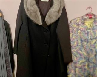 FUR COLLAR WOOL COAT