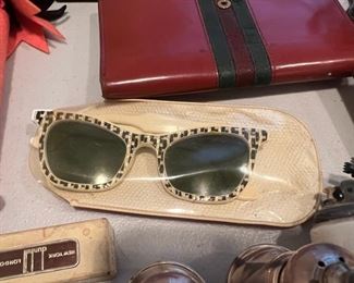 VINTAGE SUNGLASSES