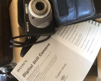 Many Digital cameras