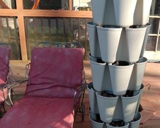 Stacked planters with rolling base
