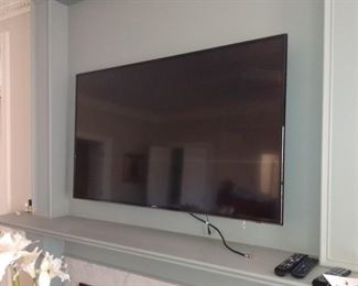 Several large flat screen TV's for sale