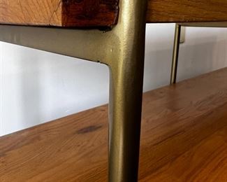 $500 Four Hands Carlisle Low Console Table MTF153-14  DESCRIPTION:  Craft an open, airy look with two low-sitting slabs of natural oak within slim, satin brass-finished iron framing. Ideal adjacent to a sofa, for convenient surface space while lounging. Style solo or pair with matching low end table to wrap corner of sofa.

Dimensions: 56 x 14.75 x 20.25"H 

Condition: New with minor signs of wear due to shipping.

Location: Local pick up Portland, OR.  Shipper suggestions available upon request. 