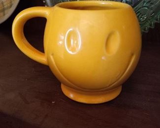 2 Smiley Mugs