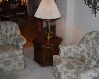 OCCASIONAL CHAIRS, TABLE LAMP