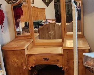 Fresh whitewashed vanity