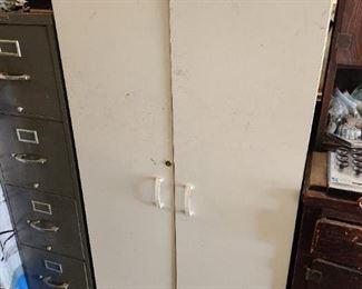 Storage cabinet
