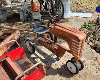 Vintage pedal tractor