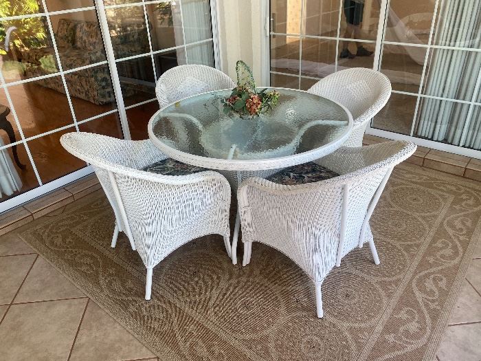 Hathaway Estate Sales Orlando starts on 3/5/2023