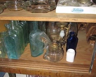 Medicine bottles, ashtrays & glassware