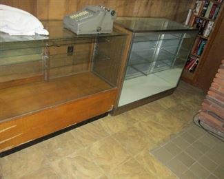 2 of 4 floor showcases $250.00 each