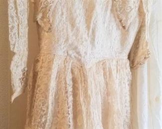 vintage lace wedding dress