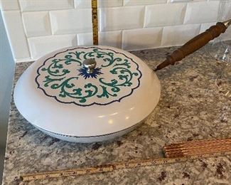 $40. Vintage Aluminum Pan with lid & Removable wooden handle - painted on lid and bottom!