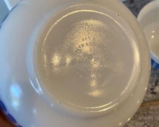 2 available. $35 EACH. 403 mixing bowl - excellent condition. 