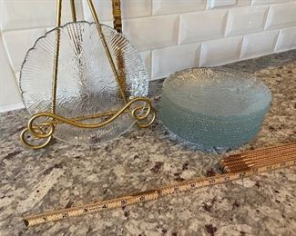 $10. Set of glass plates