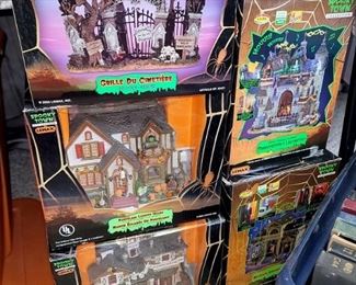 Lemax spooky town. Forsaken Cemetery Gate, Haunted houses, party house