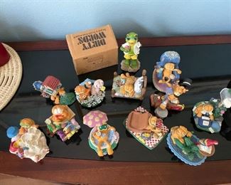 Collection of Garfield  13  sells for 25-30 going for 6. each