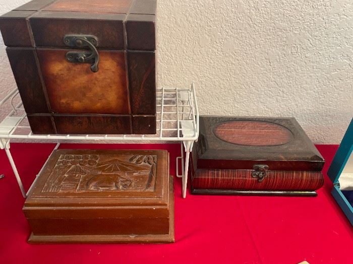 Jungle Prada Estate Auction in Saint Petersburg, FL starts on 2/28/2023