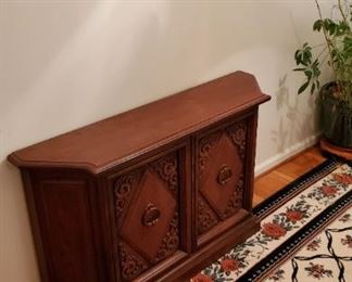 Sofa/Wall Cabinet 