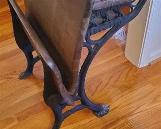 The FASHION Sidney Ohio cast iron and wood antique desk - 1880's