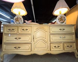 Mid Century Modern French Provincial Dresser.  All Wood.  Two Mirrors Come with This Piece of Furniture. Quality Piece 