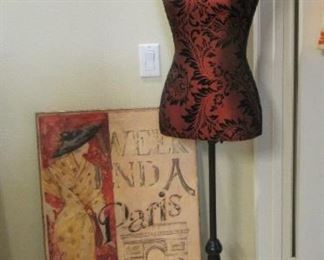 Decorative dress form