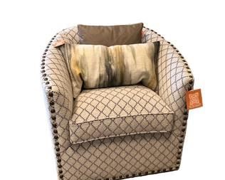 $870 USD     Norwalk Custom Sally Lattice Upholstered 360 Swivel Chair TH154-4    Description: Sally has a distinctly contemporary attitude with a perfectly scaled barrel back, gently flared arms and seven-inch tapered wood legs. Spaced nail heads outline the front, arms and back of this versatile chair, which is designed especially for smaller spaces and apartment living.
Dimensions: 33 x 31 x 33"H 
Seat: 21W | 20D | 20H
Arm: 30H
Condition: New - Interior Design Studio Floor Sample
Local pick up Lake Oswego, OR.  Showroom with main floor access. Contact us for shipper suggestions.      https://goodbyhello.com/products/copy-of-bernhardt-jet-set-console-thd-03?_pos=8&_sid=f9cbd366d&_ss=r